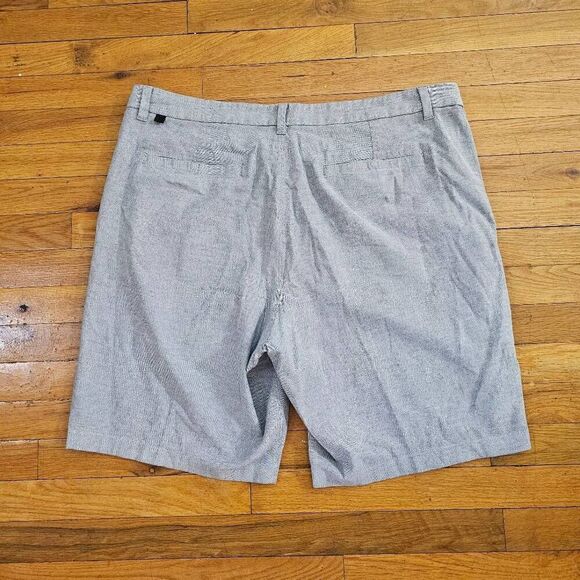 Lululemon Commission Short Relaxed Mens Size 38 Gray - Picture 2 of 8